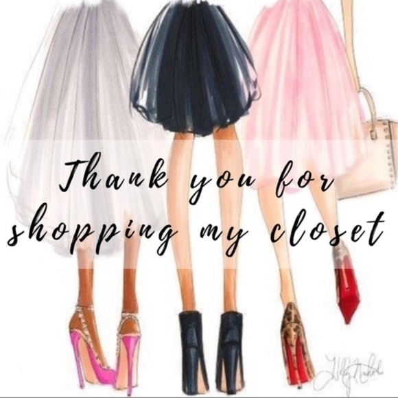 Make me an offer!๐Meet your Posher, Sue - Picture 6 of 7